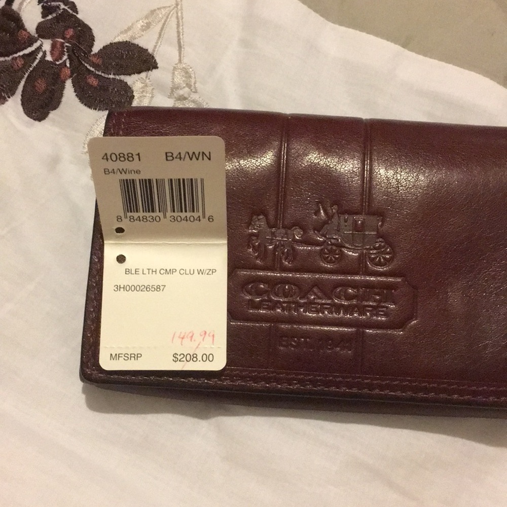 💝Coach Logo Embossed Leather pocket & zip wallet - Picture 8 of 8